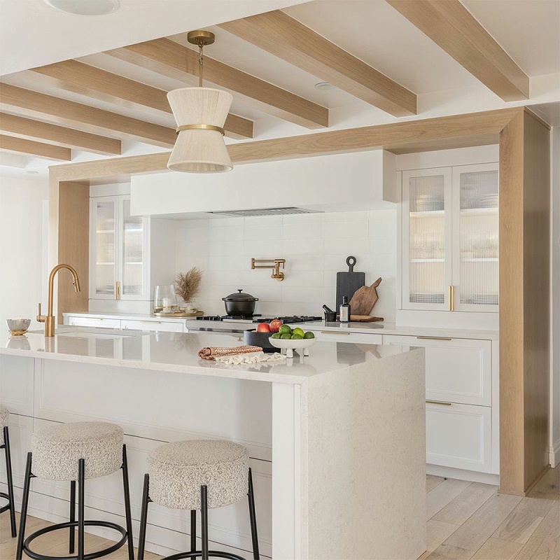 简约型吊灯照亮餐厅 简约型吊灯照亮餐厅